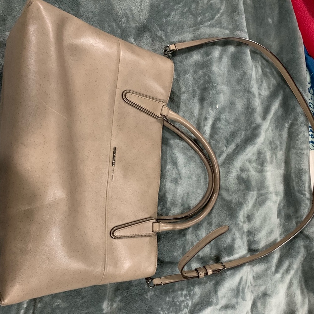 Coach handbag with crossbody